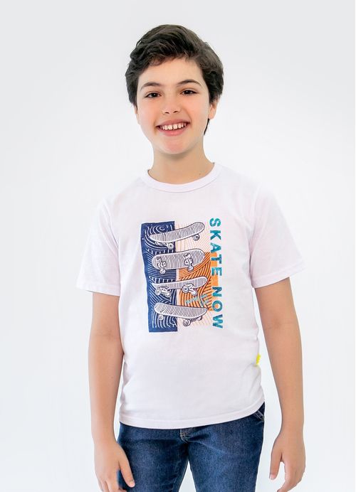 Camiseta Infantil Menino Estampa Skates – Tam. 10 a 16 anos – Branco