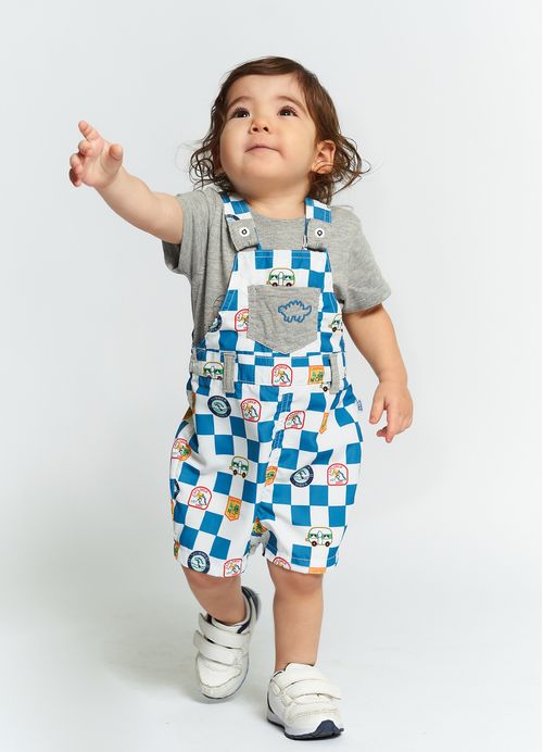 Jardineira Infantil Bebê Menino Estampa Dia de Aventura – Tam. 3 a 12 meses – Off White e Azul