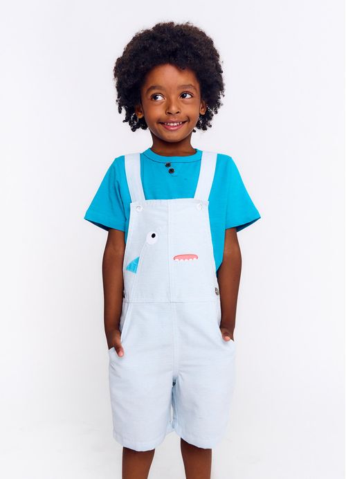 Jardineira Infantil Menino Estampa Ataque de Estilo - Tam. 2 a 12 anos - Off White e Azul