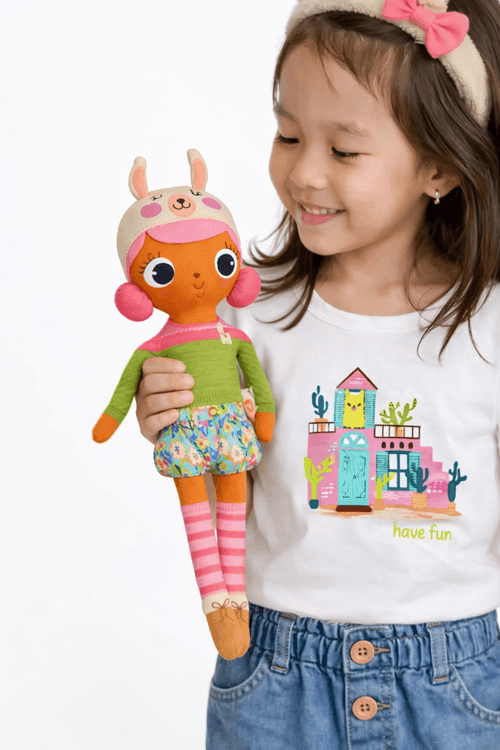Boneca Almofada Infantil Menina - Vila de Alinhavos